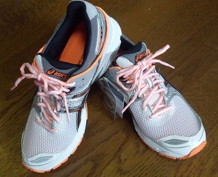 [アシックス] asics GEL-DS TRAINER 16と誕生日プレゼント