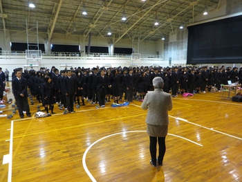 さやかさんの母校　池新田高等学校で