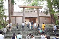 伊勢神宮行ってきやした(^^) 2015/08/21 18:33:10