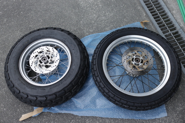 バンバンをいじる　フロントタイヤのファット化編