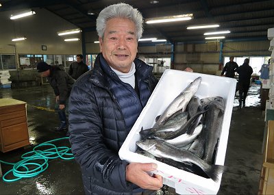 浜名湖の幸セイゴ・ハゼ・浜名湖牡蠣　よらっせYUTOのオススメ