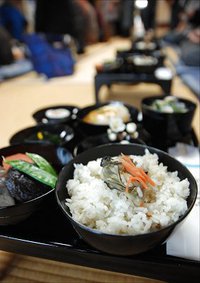 舞阪の伝統食文化おひまちご膳を楽しむ