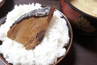 舞阪カツオの角煮　山松水産のばあば