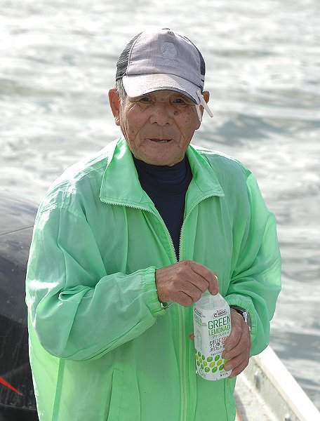 浜名湖伝統漁角立て網（かくだてあみ）・袋網を見る