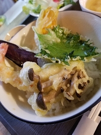 今日の日替わりランチ&スィーツ♪ 2018/05/22 11:55:18