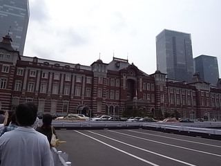 宅建研修旅行　スカイツリ－へ