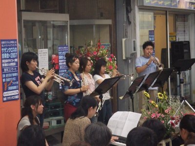 サザンクロスの音楽会　本日４時から