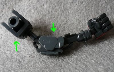 RG シャア専用 ザクII　腕フレーム