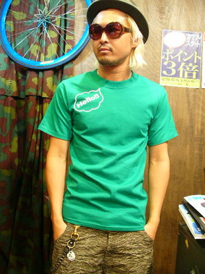 Tシャツ充実中。