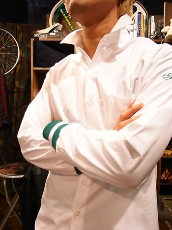 リブシャツ。