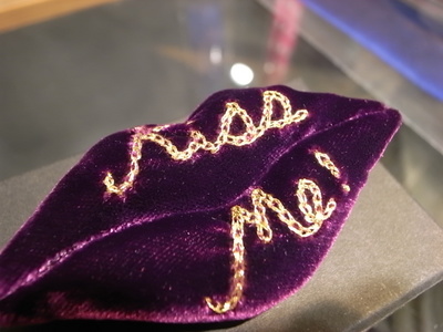 BROOCH