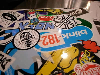TUBELOGO&STICKER
