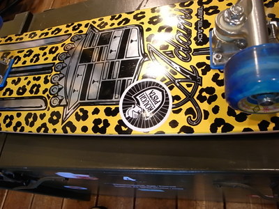 TUBELOGO&STICKER