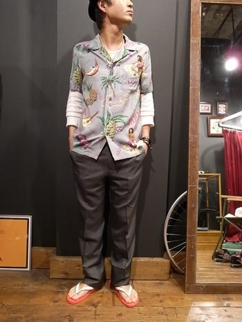 アロハシャツ。