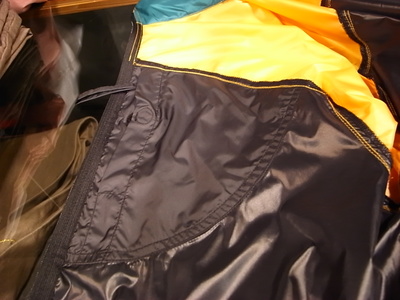 PACKABLE PARKA