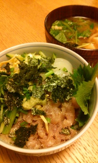 まぐろのすき身丼