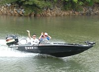 バスボート着水