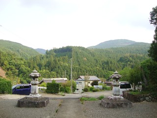 ◆美しき山々と高松寺♪