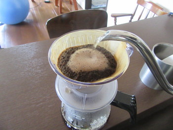 カフェの通常営業から特定日営業に変更して約3か月！