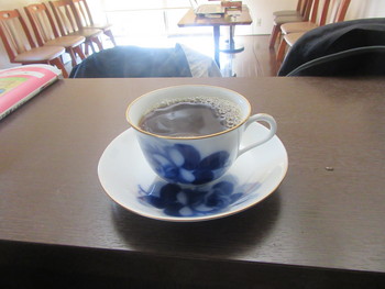 コーヒーを淹れています！