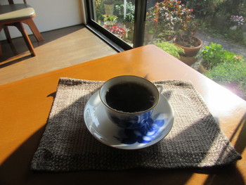 コーヒーを淹れています！