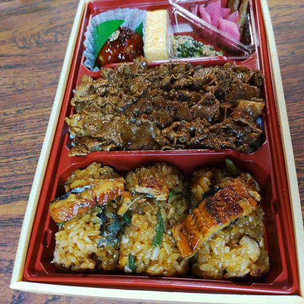 『鰻すき焼スタミナ弁当』