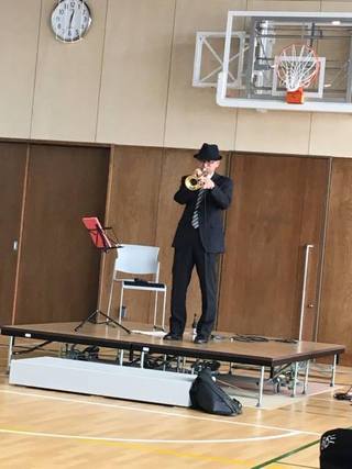 学園祭でソロ演奏♪