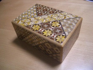 １６０：箱根寄木細工の秘密箱（陶酔人）100507