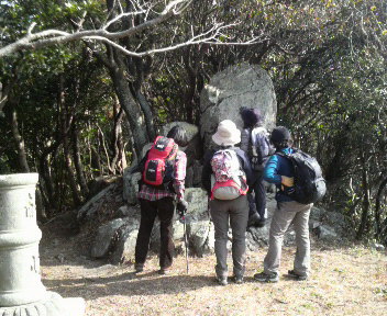 御堂山、砥神山