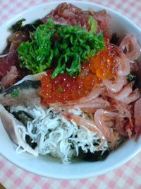 海鮮丼とミルクフランス 2008/05/09 17:49:05