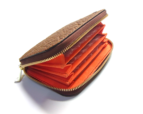 title : ELEPHANT MIDDLE ZIP  WALLET on March23