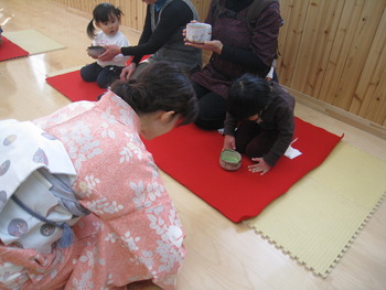 お茶会を行いました