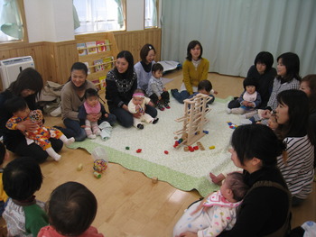 子育てひろば『和つなぎ』・・・開催１年が経ちました