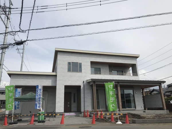 伝法の家