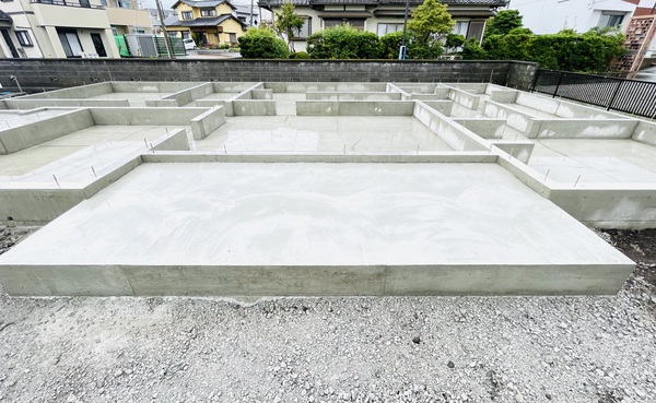 淀師の平屋