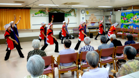 志都呂北連（団地）皆さんが　17日　神久呂の園を訪問しました