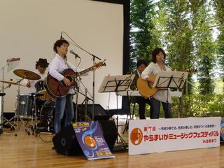 やらフェスPRライブ　in　フルーツパーク