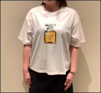 yoshieinaba「大人気パフューム柄Tシャツ」