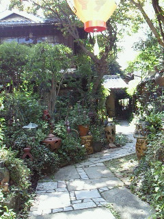 こんなアプローチの家に住みたい