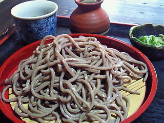 こんなとこに蕎麦屋が…